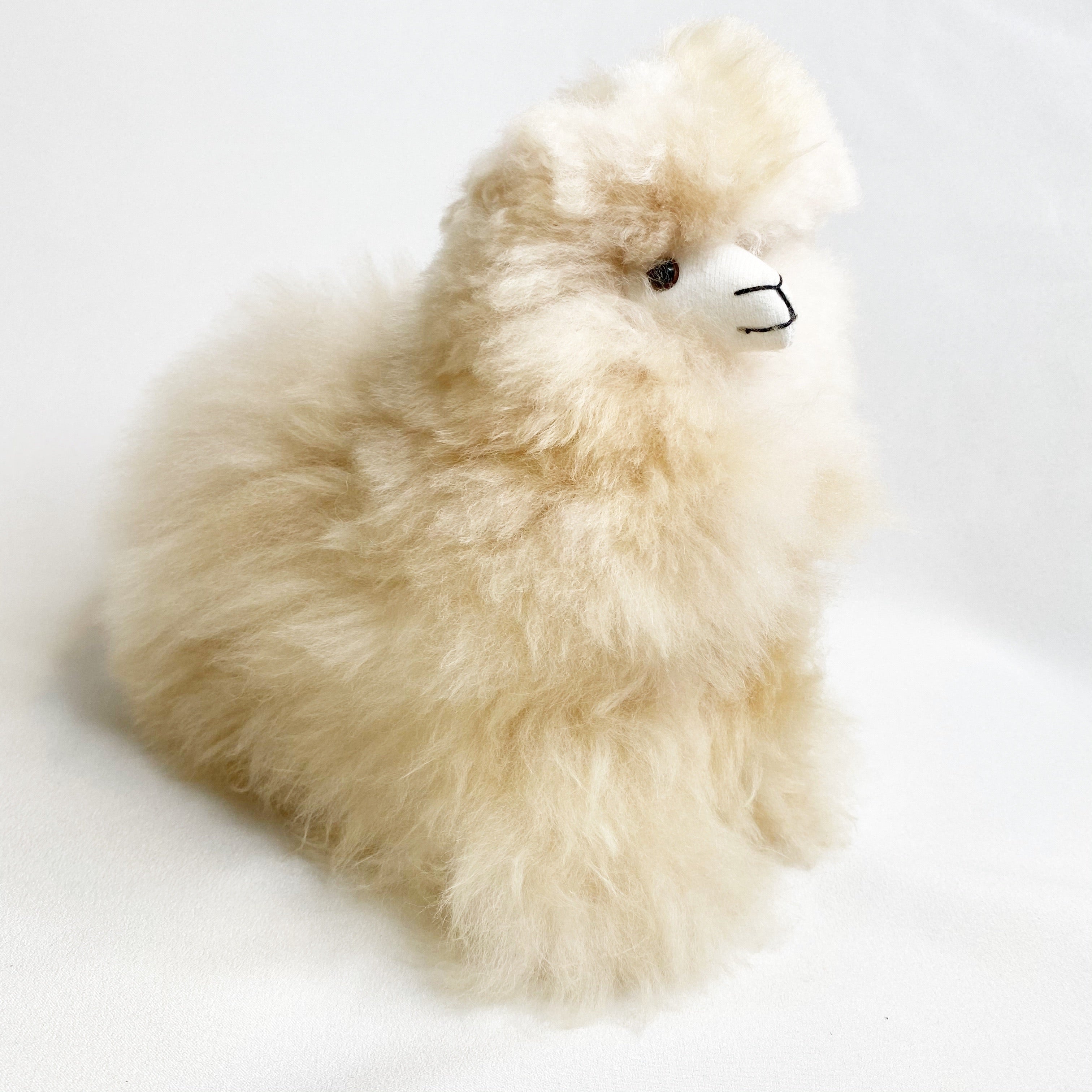 Alpaca stuffed toy M25
