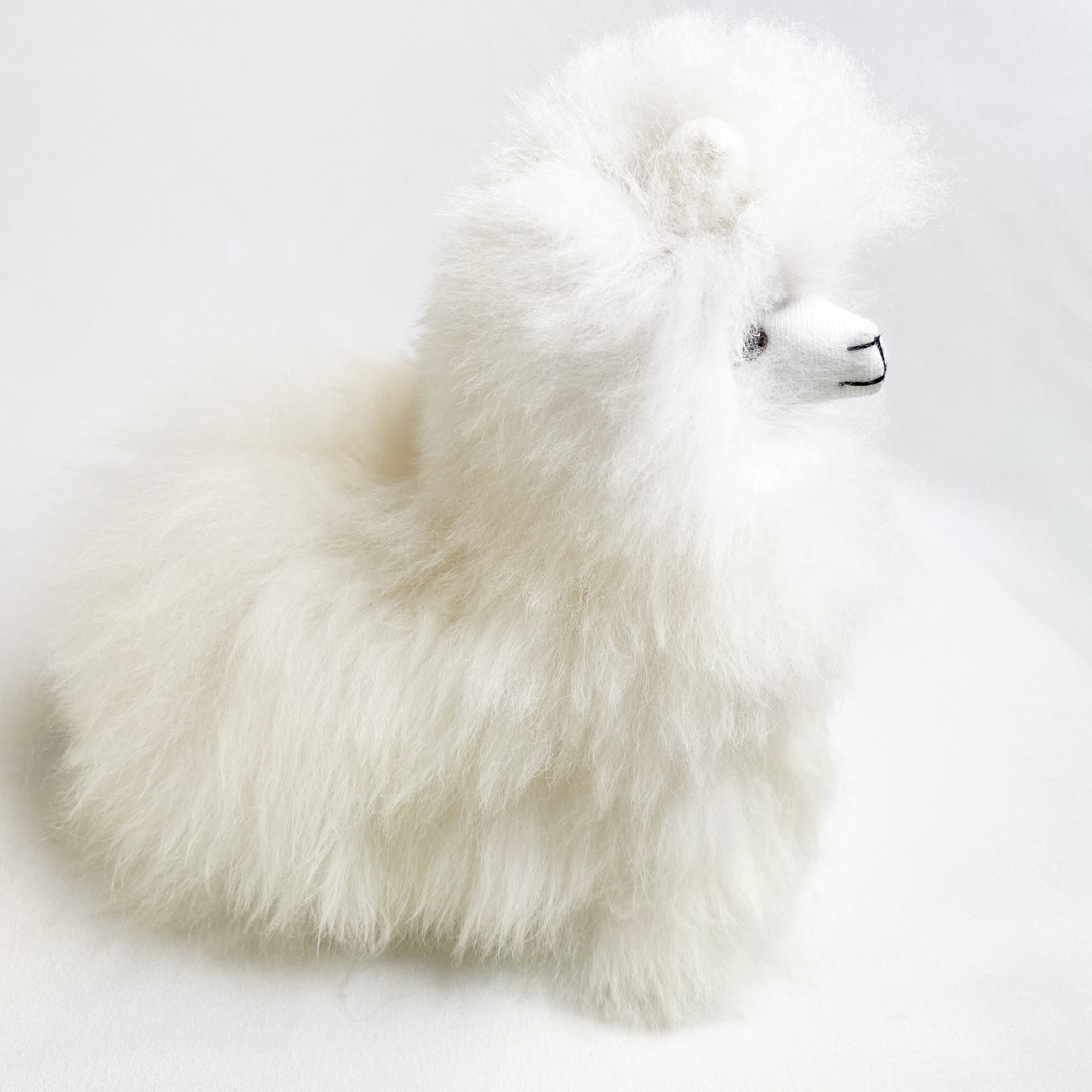 Alpaca stuffed toy M25